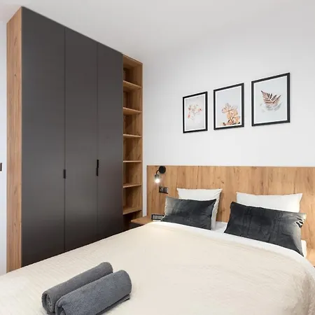 Romanowicza Prestige Place-3